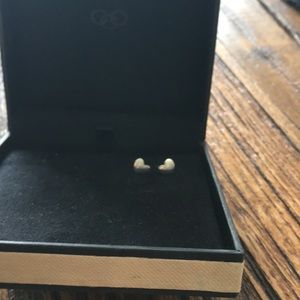Links of London- silver heart studs